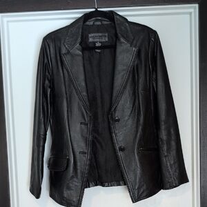 Jaclyn Smith Sleek Black Leather Jacket